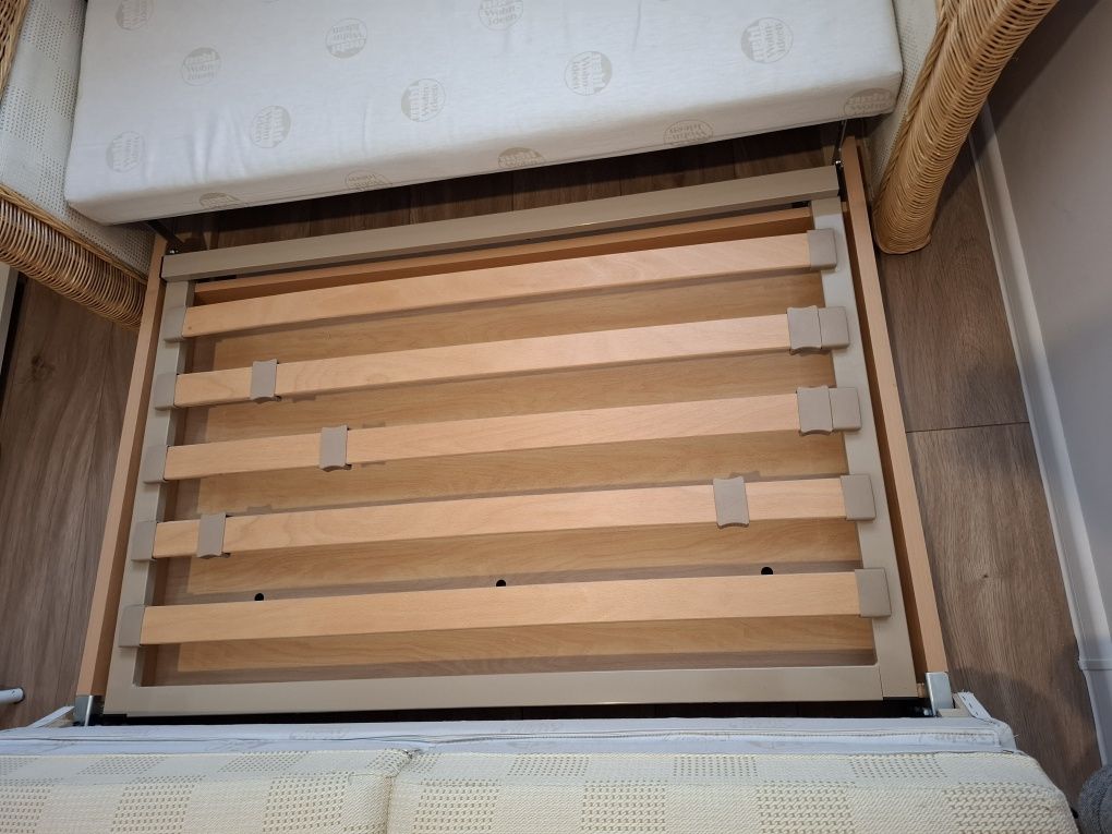 Rozkładana sofa z funkcją spania