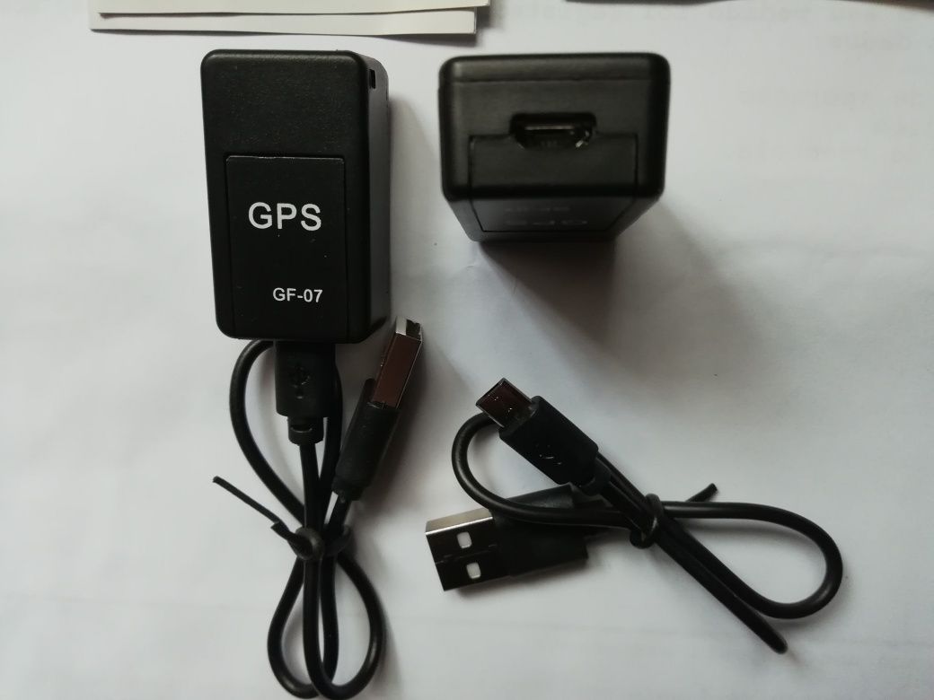 2 Aparelhos Miniatura de GPS Para Carros Motas Ou Malas