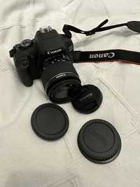 Máquina fotografica Canon EOS 2000D