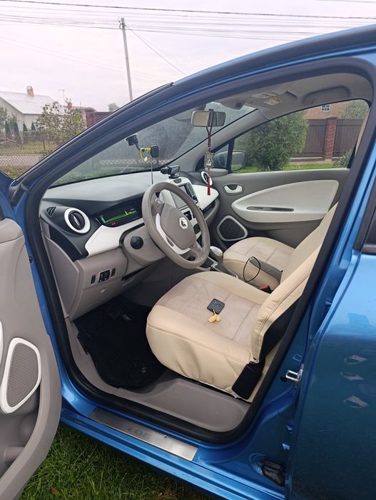 Renault Zoe 2017,42кв