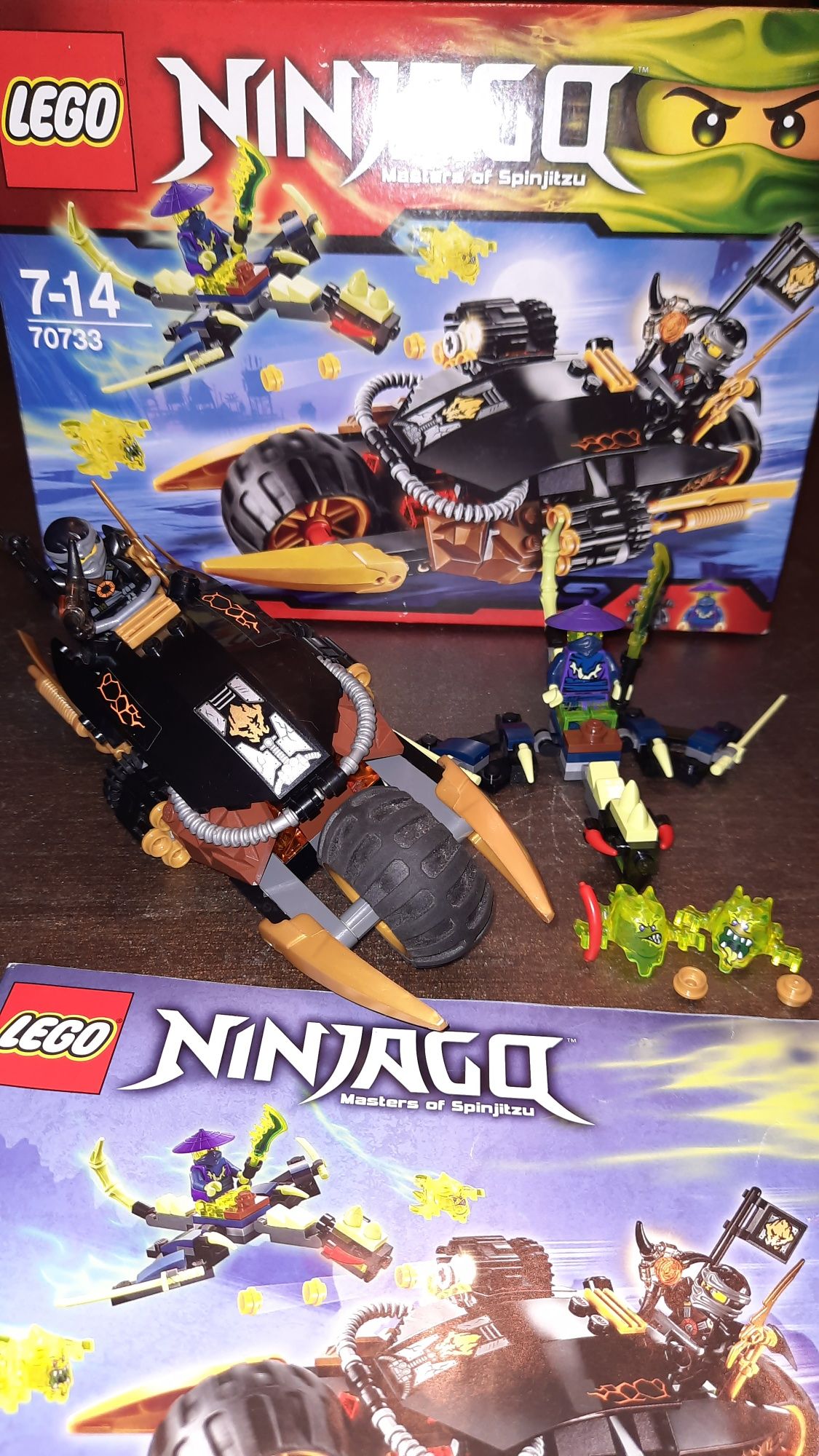 Lego Ninjago Masters of Spinjitzu 70733 Motocykl Cole'a