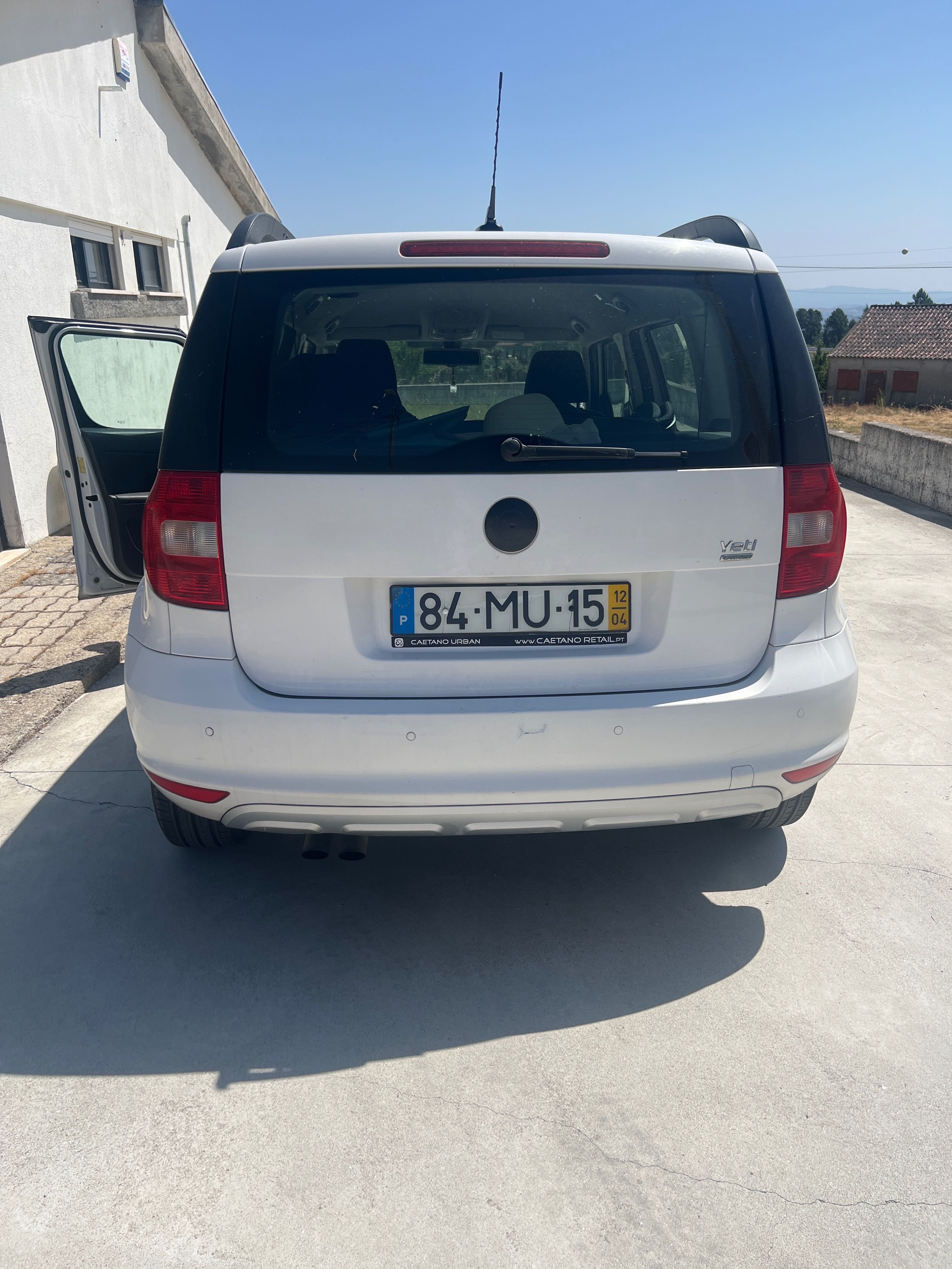Yeti Branco 1.6 Diesel