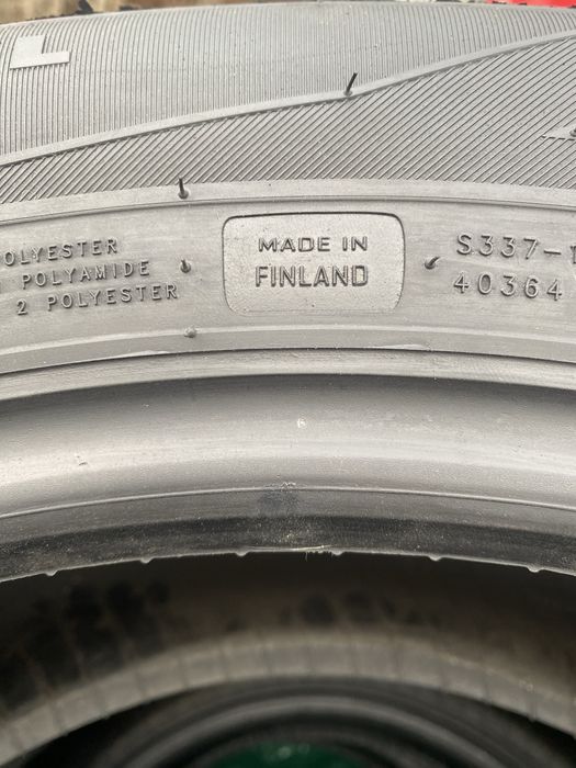 Продам зимню ризину 235 60 18 нокіан