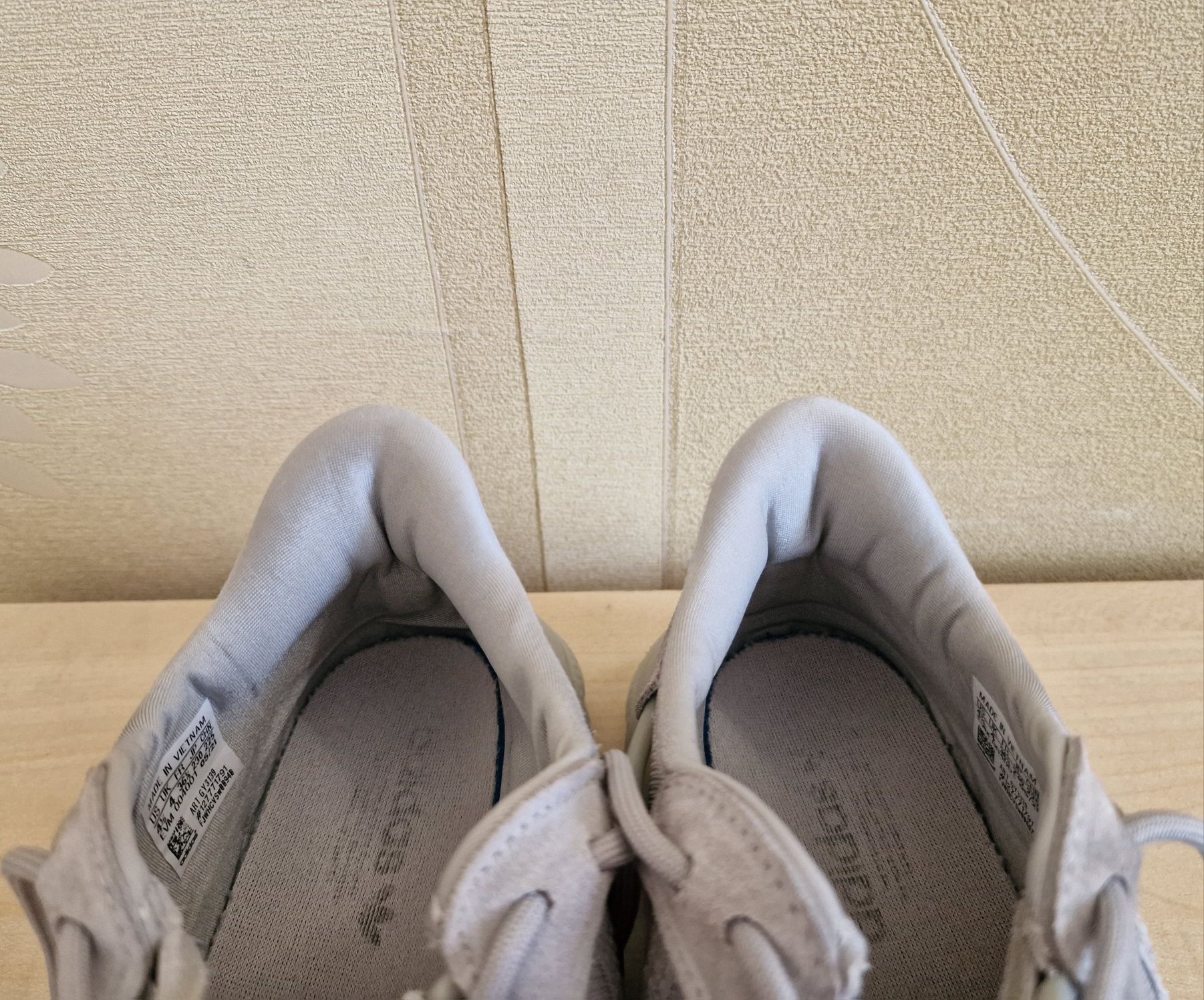 Кросівки Adidas Ozweego оригінал розмір 36 2/3