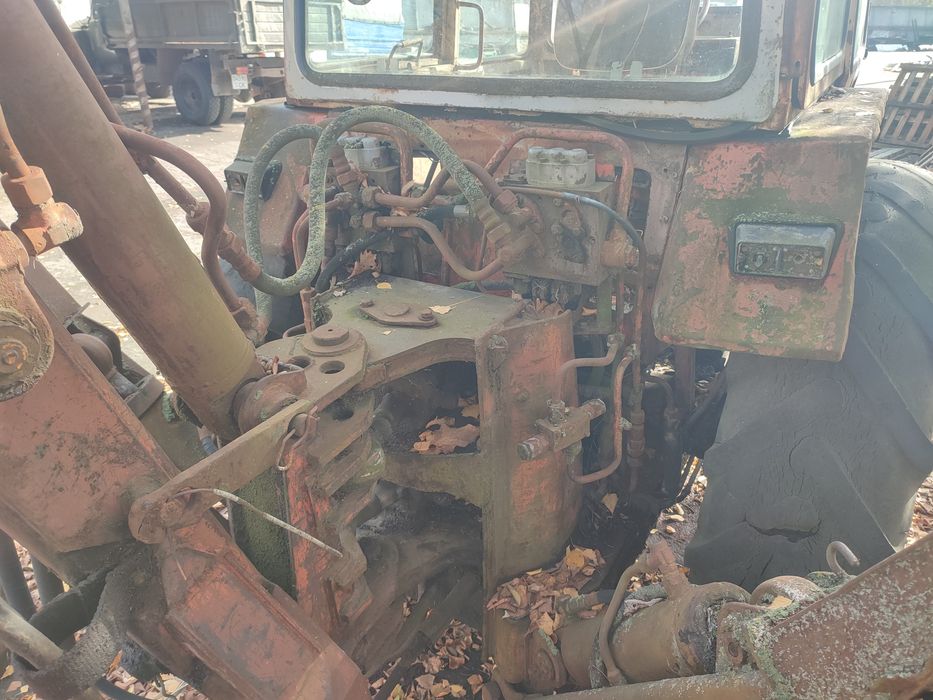 Продам ЮМЗ  ЕО-2621