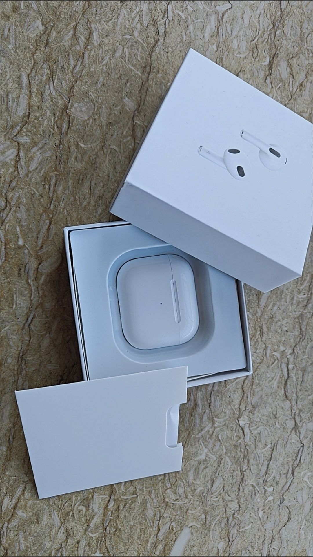 AIRPODS PRO2 хорошої якості брав напряму з заводу