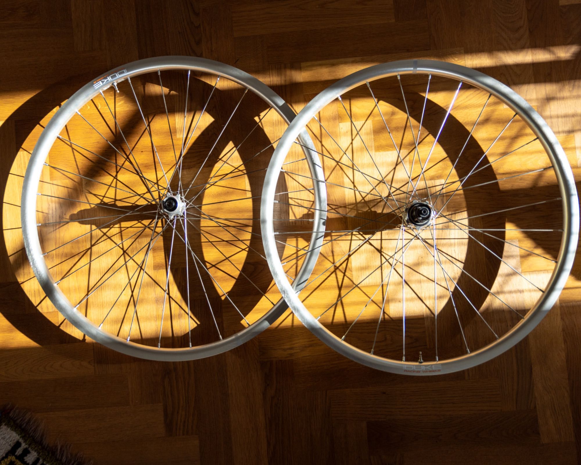 NOWE unikalne koła Tune Prince/Princess +Duke World Runner X25 Gravel
