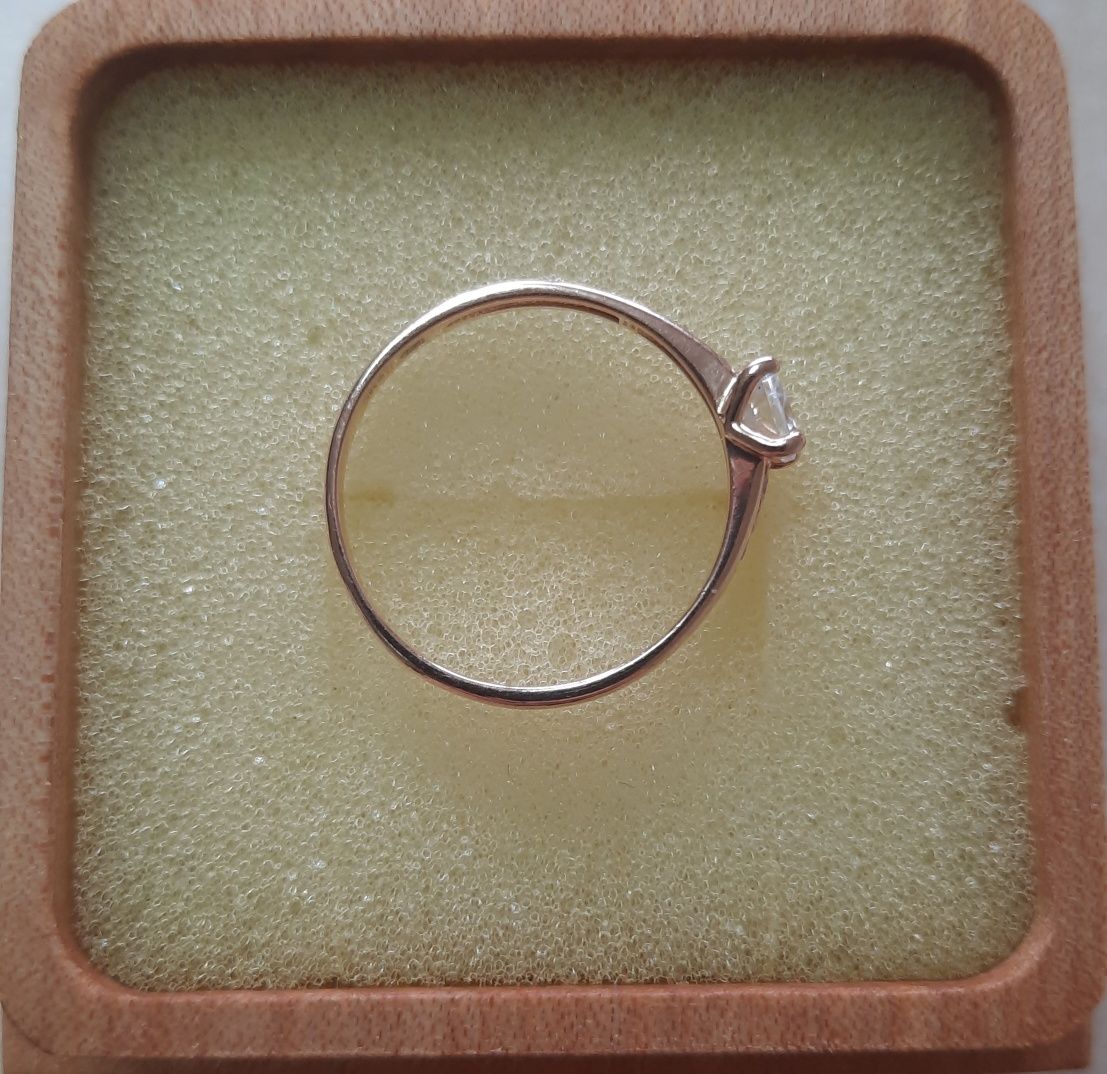 Перстень, каблучка, обручка золото 585
