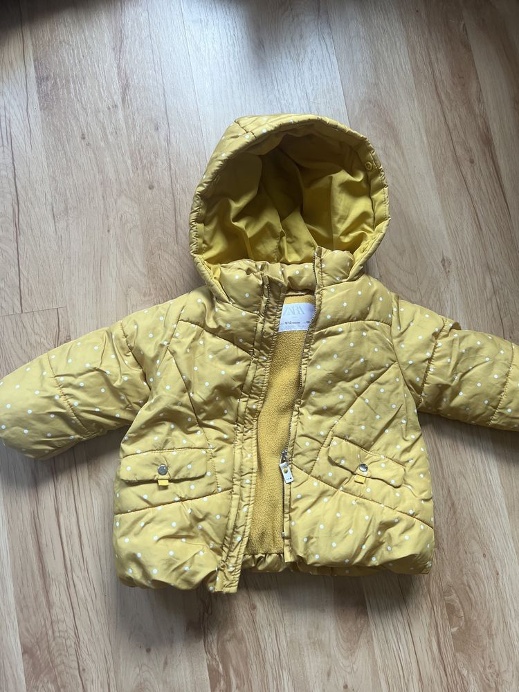 Курточка ZARA 9- 12