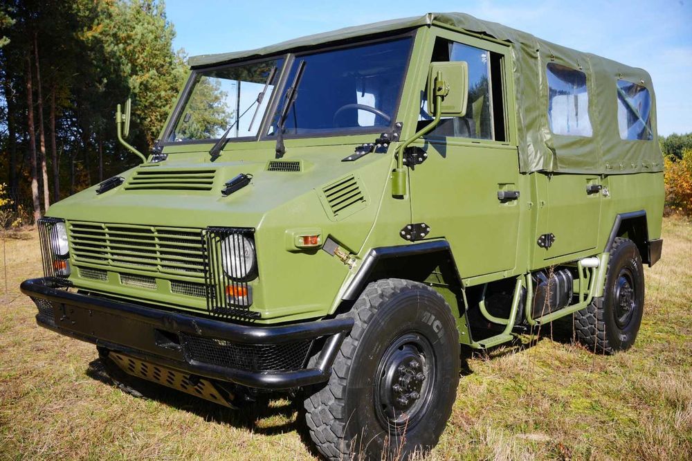 Iveco vm 90 torpedo wojskowy terenowy 4x4 off road militaria