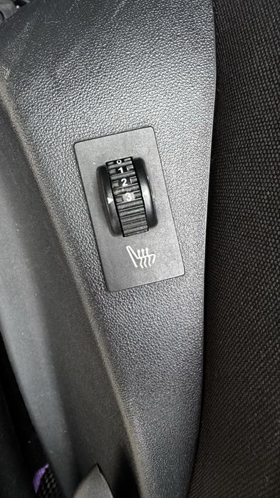 Автомобіль Pegeout 2008 2014 року