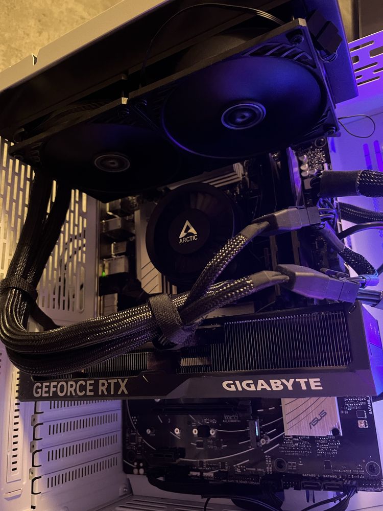 Komputer z rtx 4070 super
