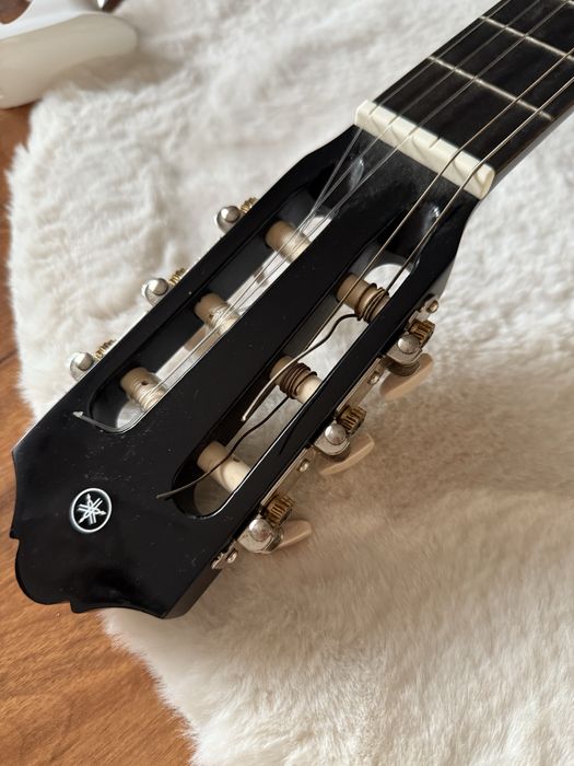 Gitara Yamaha C40