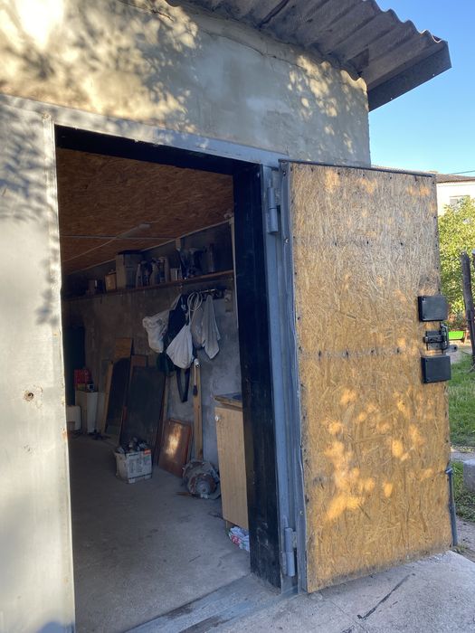 Продам гараж цент-город.районе Гданцевка .