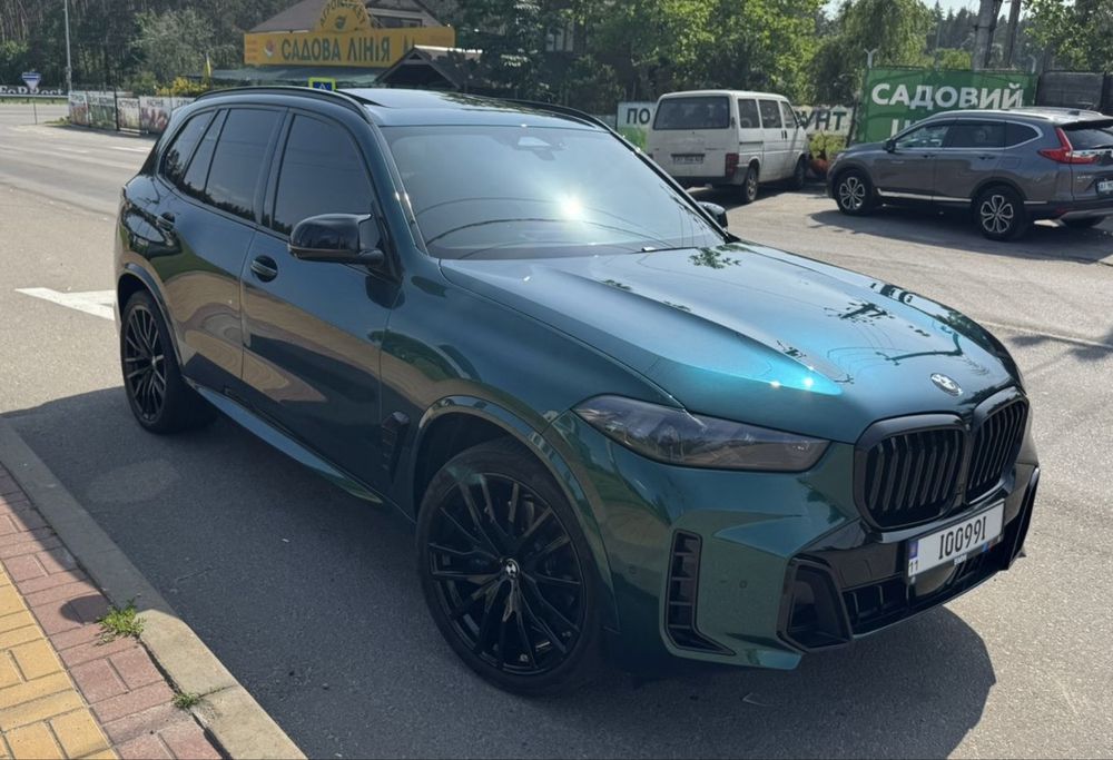 Продам BMW X5 2024