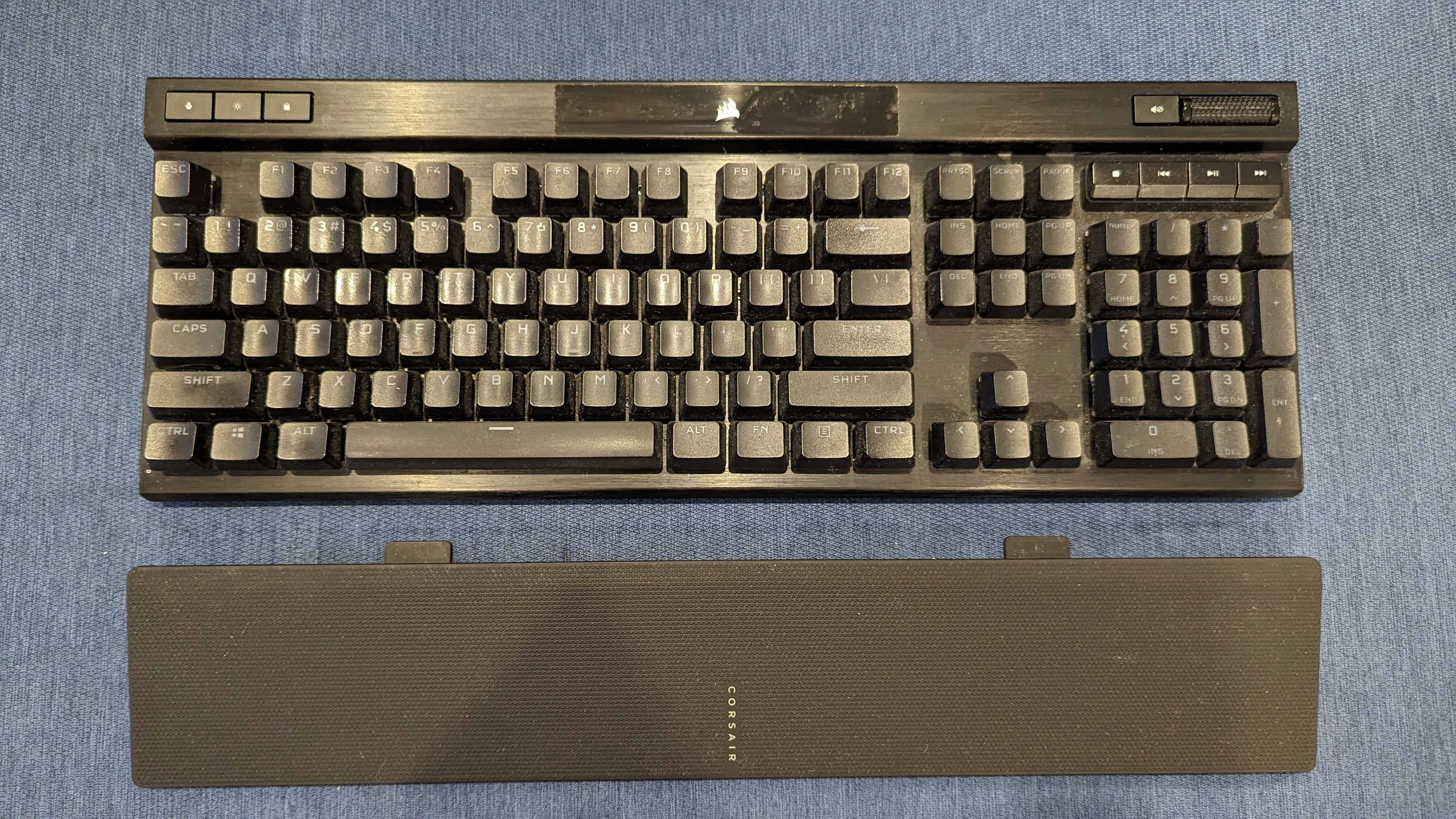 Клавіатура Corsair K70 RGB Pro Mechanical Keyboard Cherry MX Red - Гар