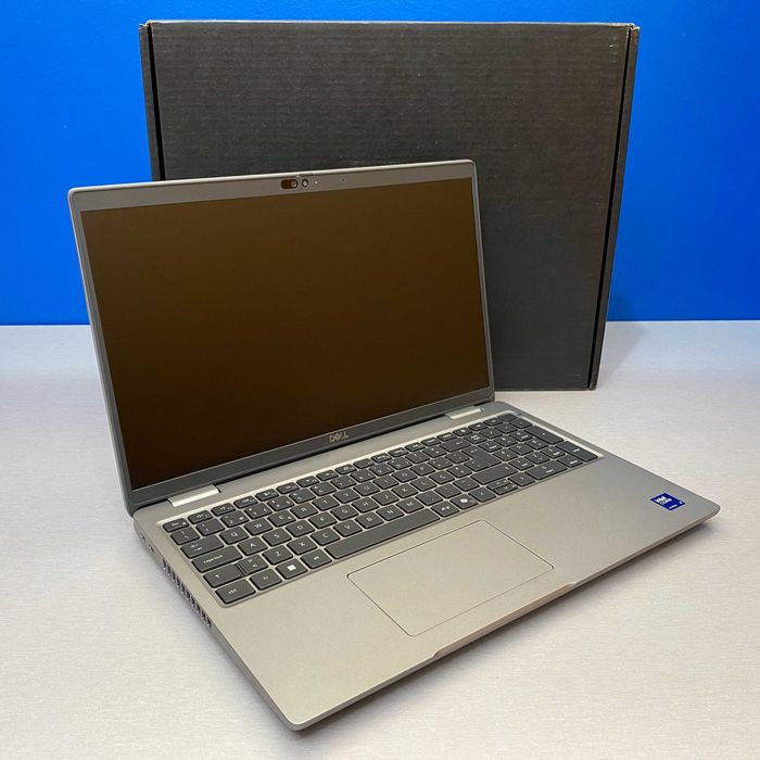 Dell Precision 3591 - 15.6" FHD (Ultra 9 185H/32GB/512GB/RTX 2000 8GB)