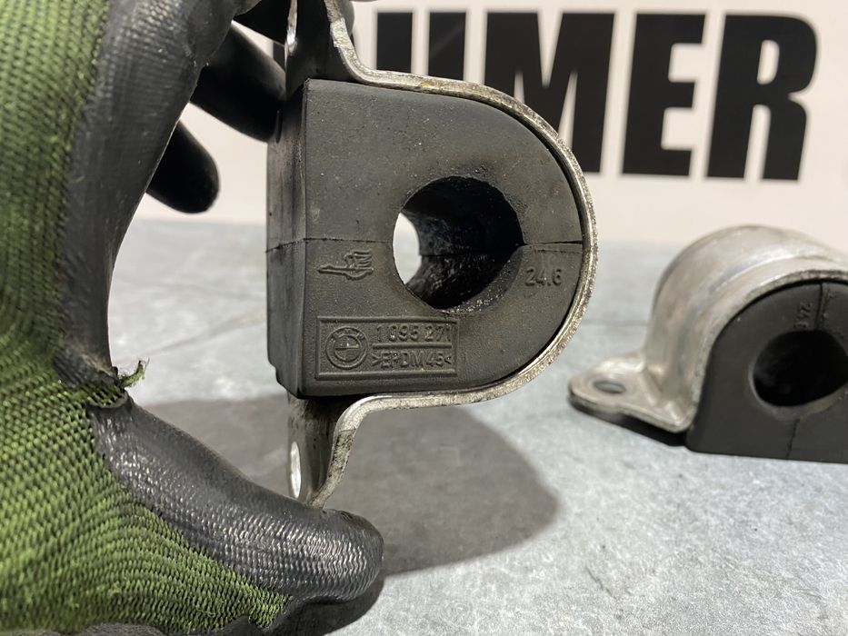 Втулка Переднього Стабілізатора БМВ Е46 Скоба Переднего bmw e46 Бумер