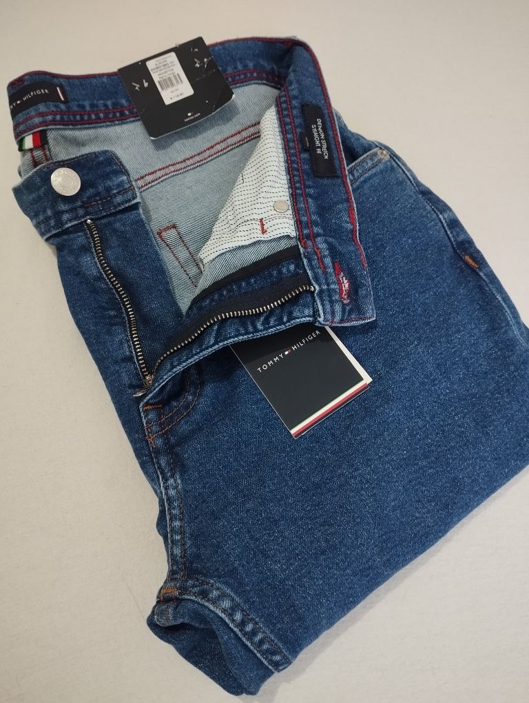 Calça ganga Tommy Hilfiger NOVA