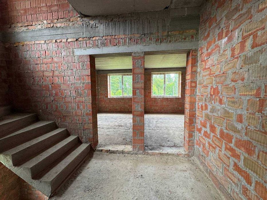 Продам дуплекс в закритому котеджному містечку в Ірпені. ТОРГ