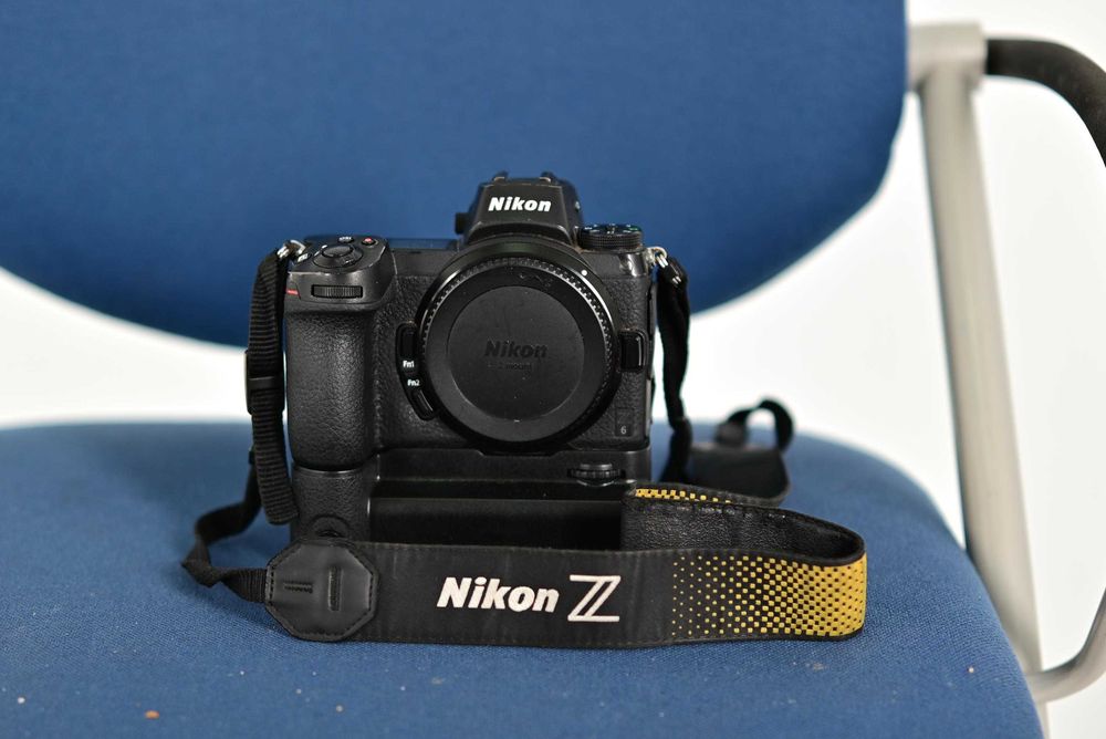 Nikon Z6 com punho