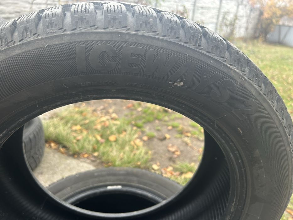 Шини бу 205/55 16 91T LASSA Iceway Пара ЗИМОВА