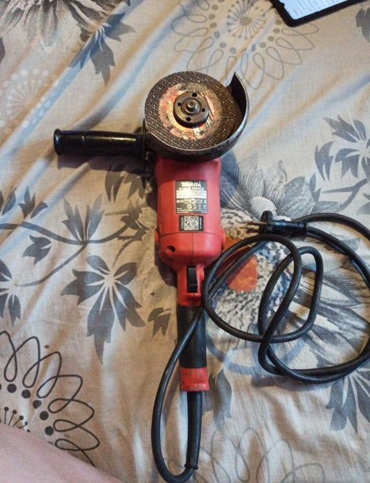 Makita M9002 в відмінному стані з 2020 року