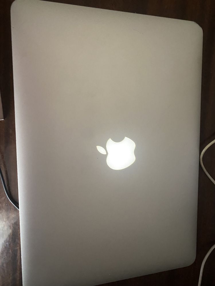 Продам MacBook Pro 13.3 2015 року