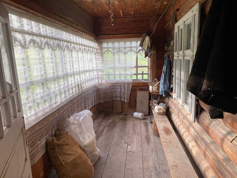 Будинок в Карпатах.