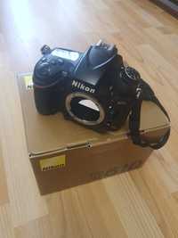 Дзеркальна камера Nikon d610