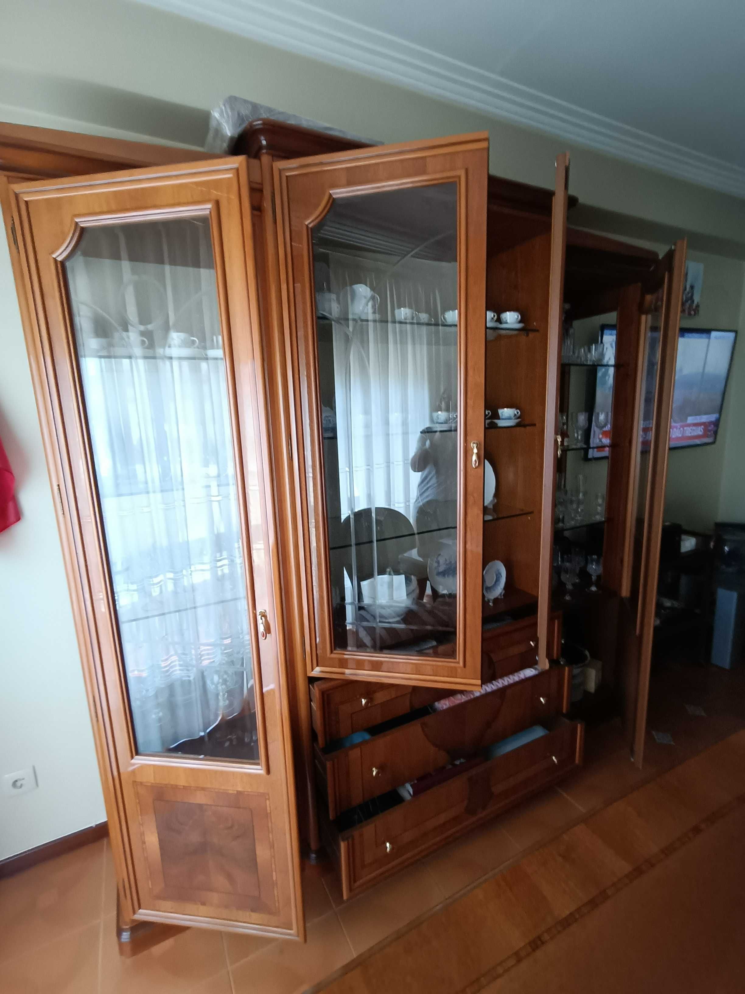 Móvel de Sala pra arrumação