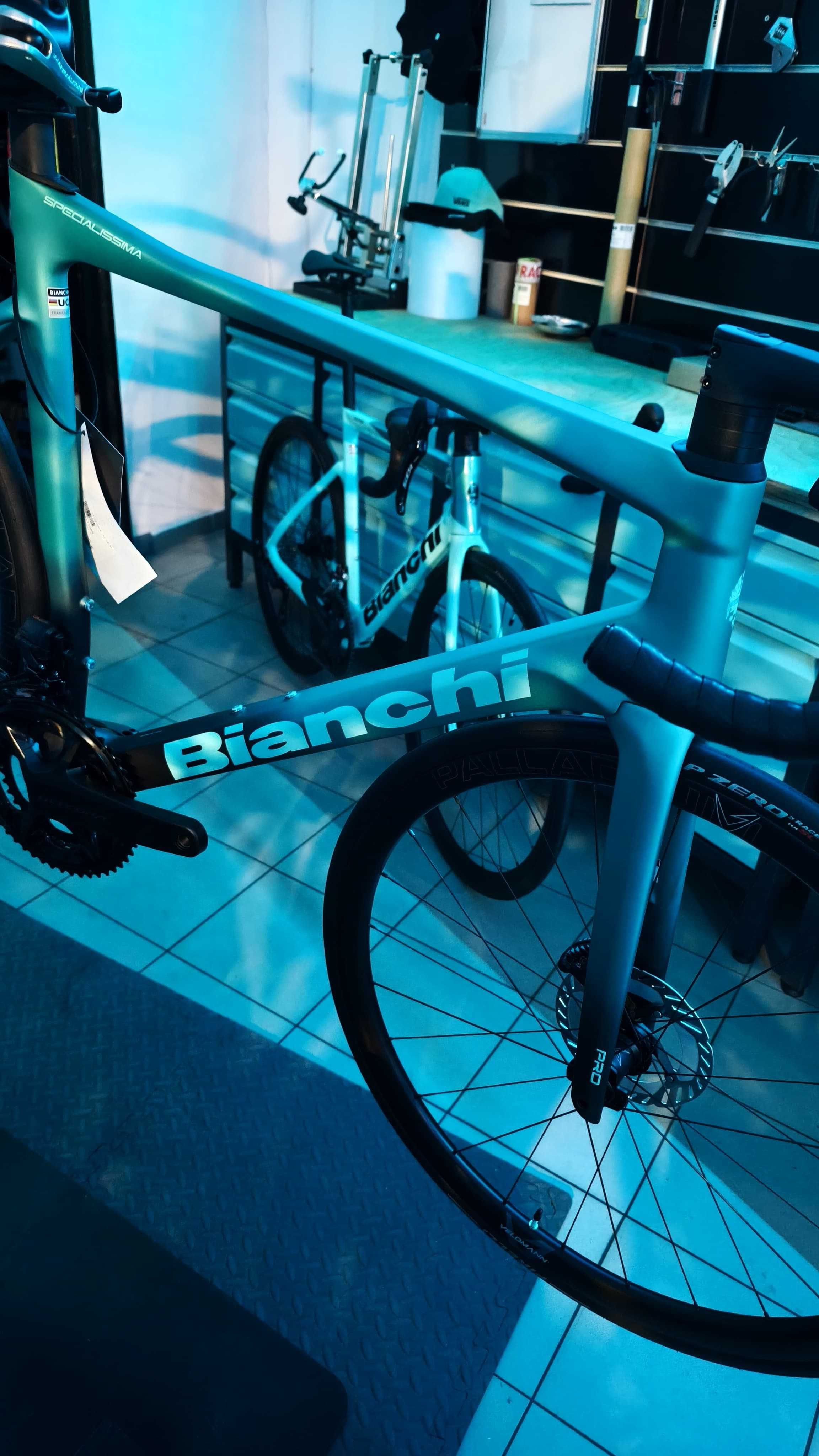 Bianchi Oltre Comp Shimano 105 Di2 Carbon Oficjalny Dealer Veloport.pl