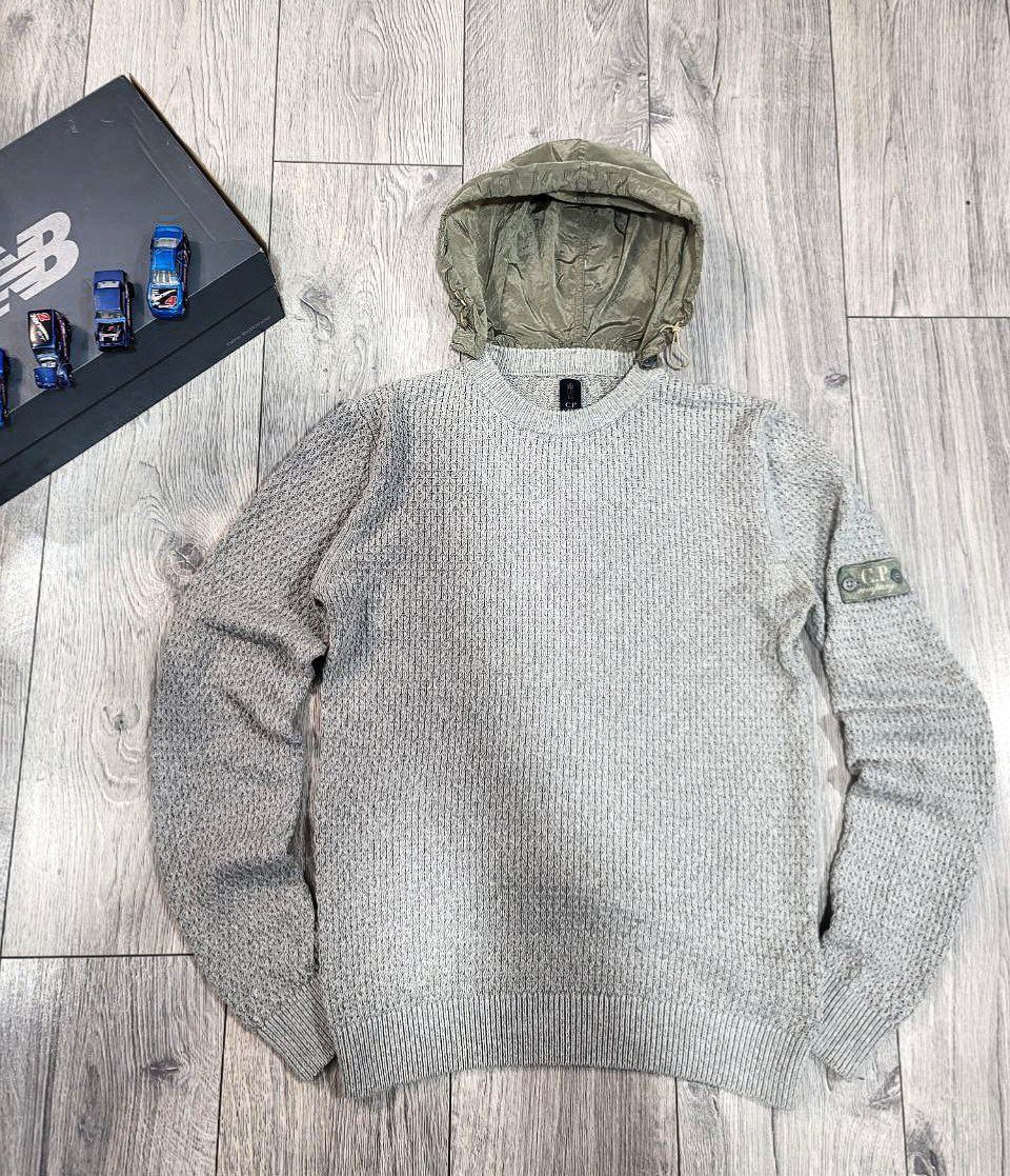 Свитер cp company с патчем