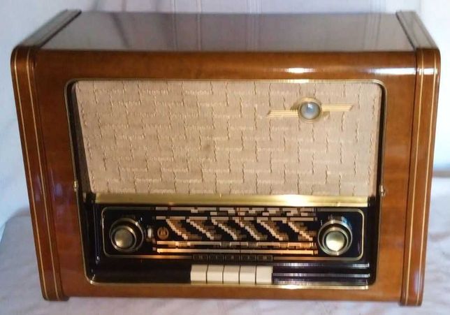 Radio antigo Metz 304W