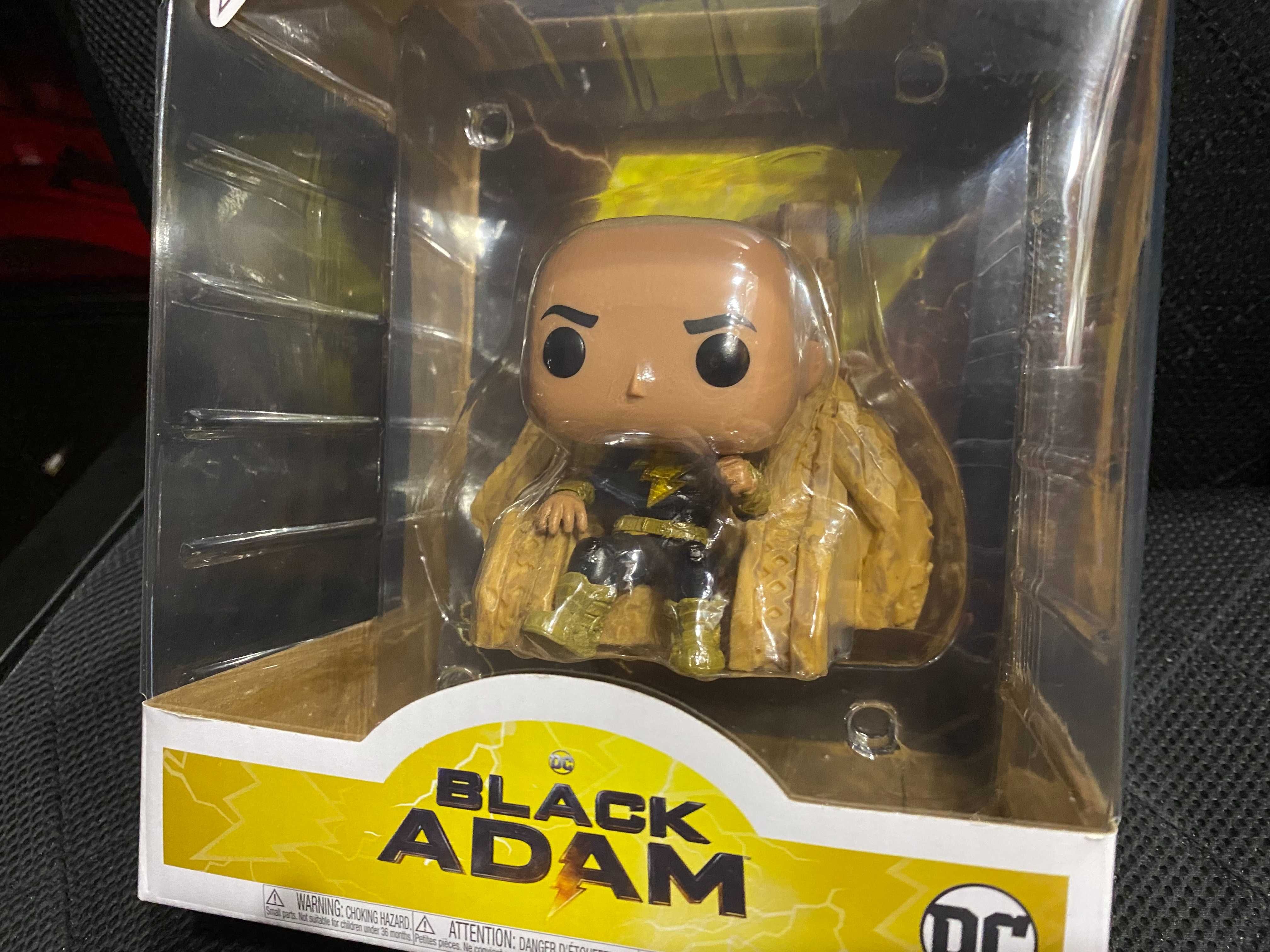 Funko Pop Deluxe: Black Adam on Throne - Black Adam 1239 - Novo