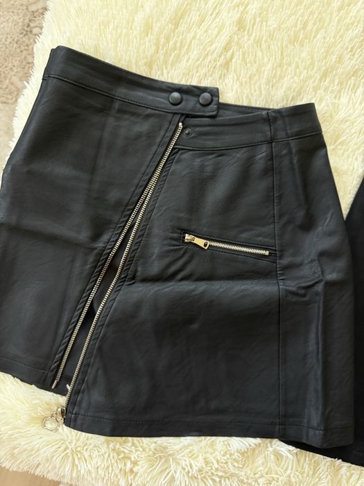 Спідниця міні, одягала декілька разів