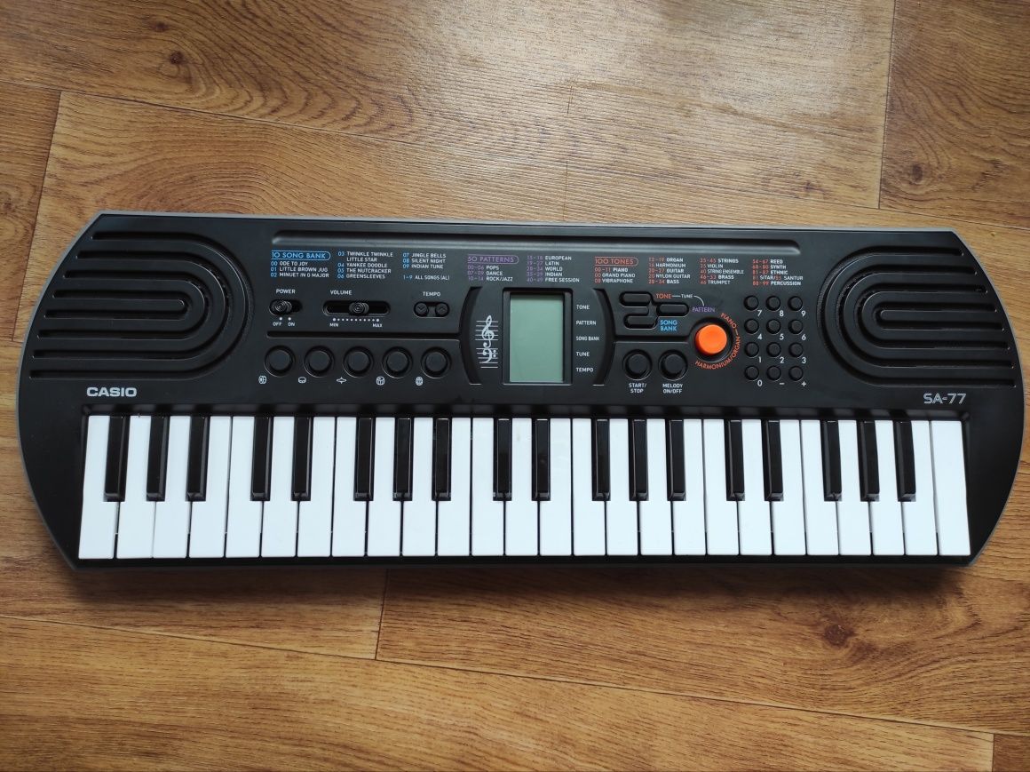 Продам синтезатор Casio SA-77