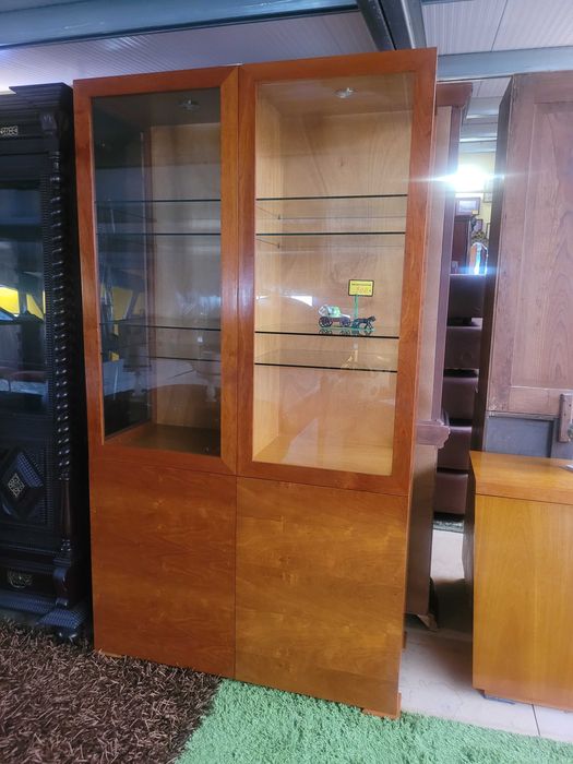 Cristaleira - óptimo estado geral