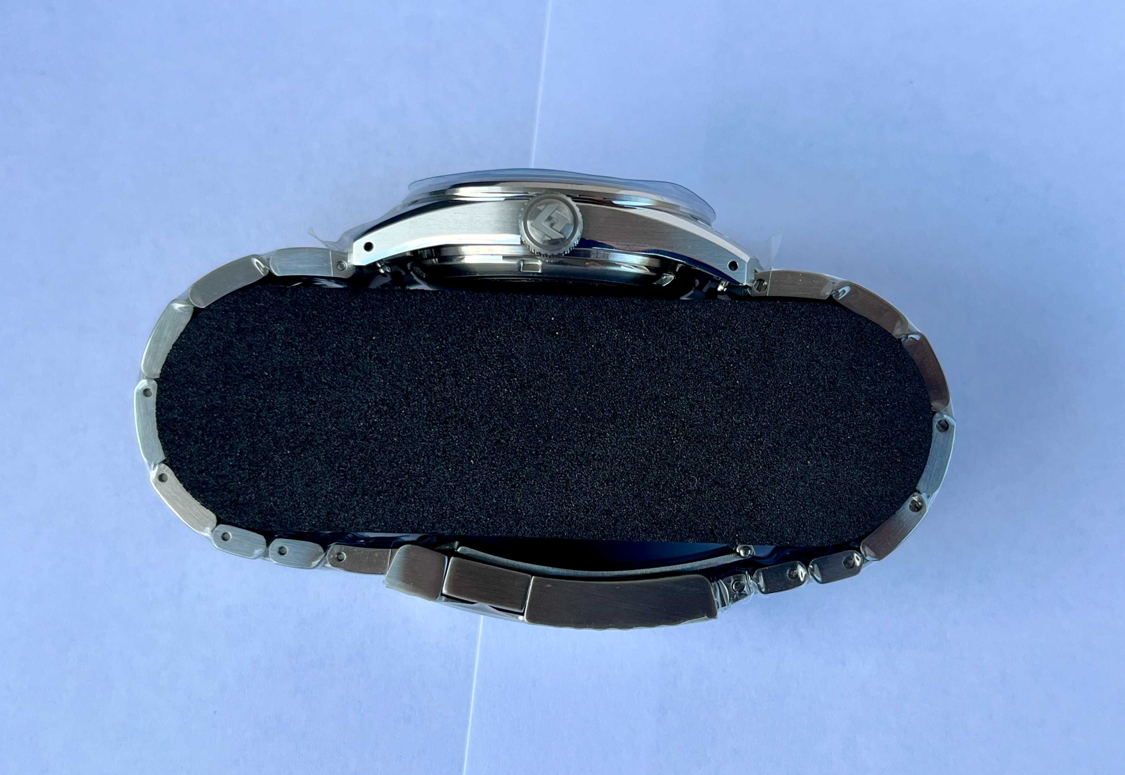 Nowy zegarek Nodus Sector Sport II w kolorze Frost (bialy)