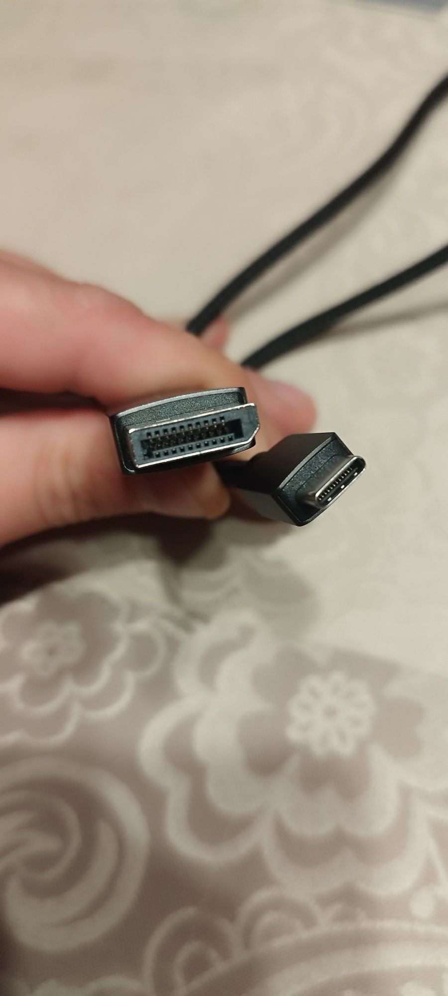 Kabel adapter UNI USB-C dISPLAYPORT 4K 60 HZ 1,8M