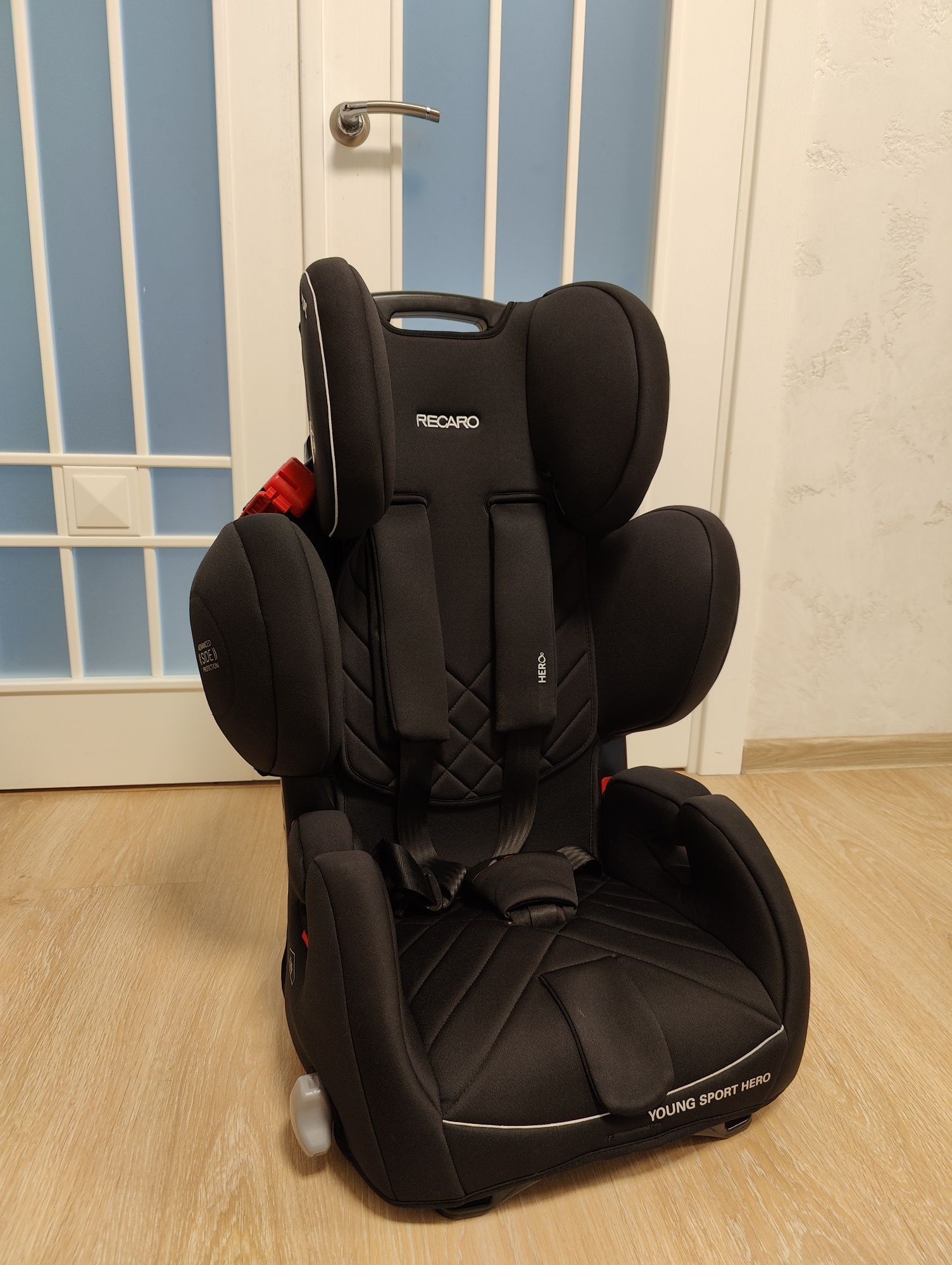 Автокрісло RECARO | Стан нового | Надійність та комфорт для малюка