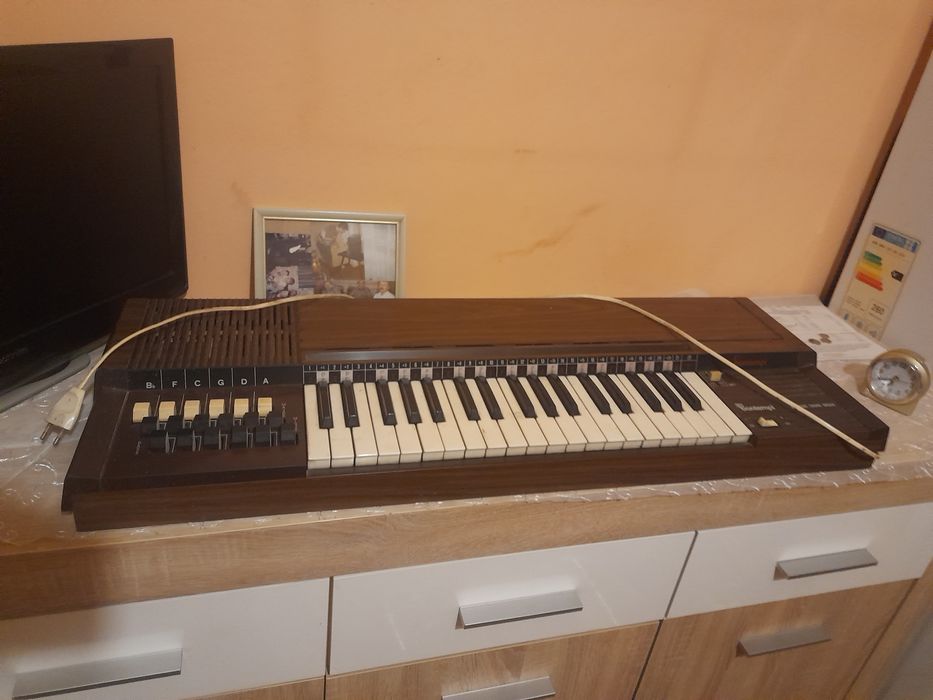 Organy Bontempi Electric Chord Organ PRL 100% oryginalne