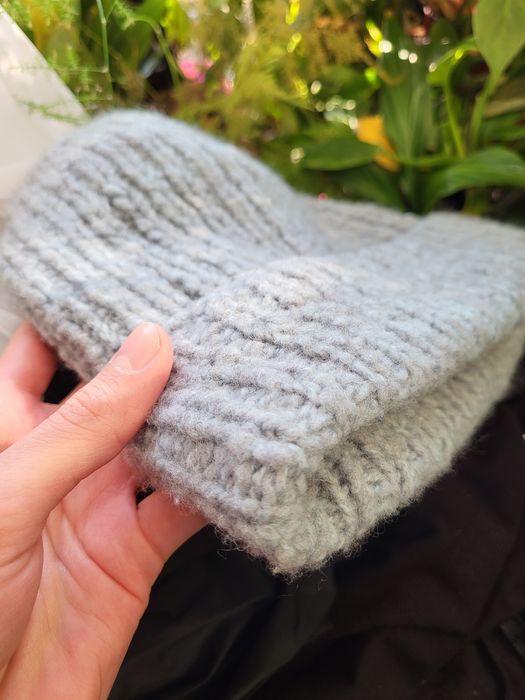 Czapka damska zimowa 100% wełna merino błękitna szara jasna