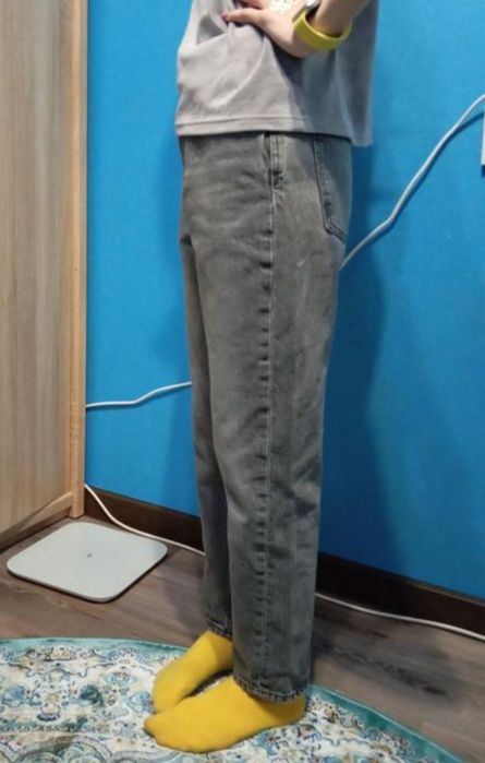 Нові жіночі джинси 44розміру.