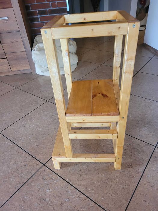 Kitchen helper lita sosna.