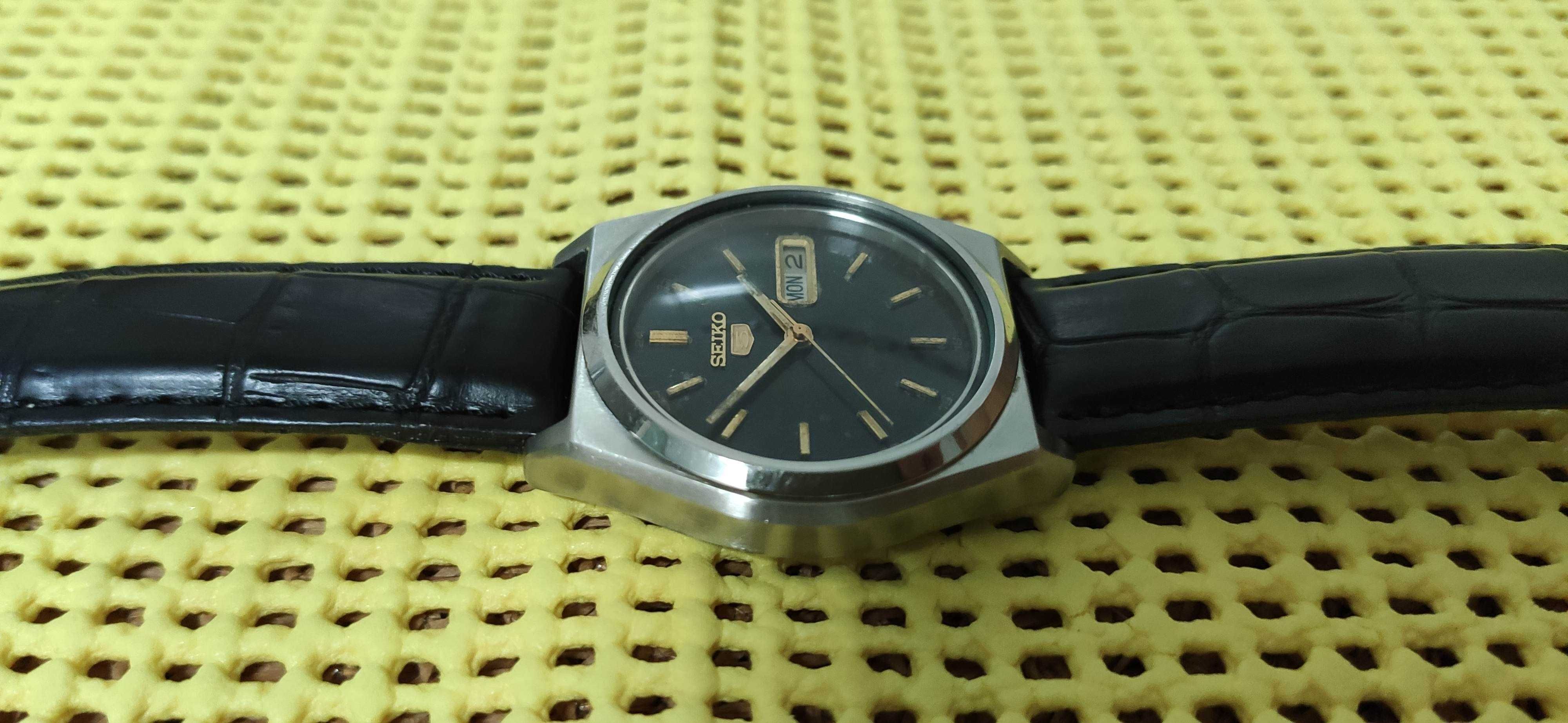 Relógio antigo SEIKO 5 automático