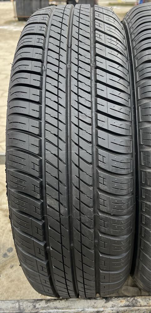 Шини 185/65 R15 Dunlop