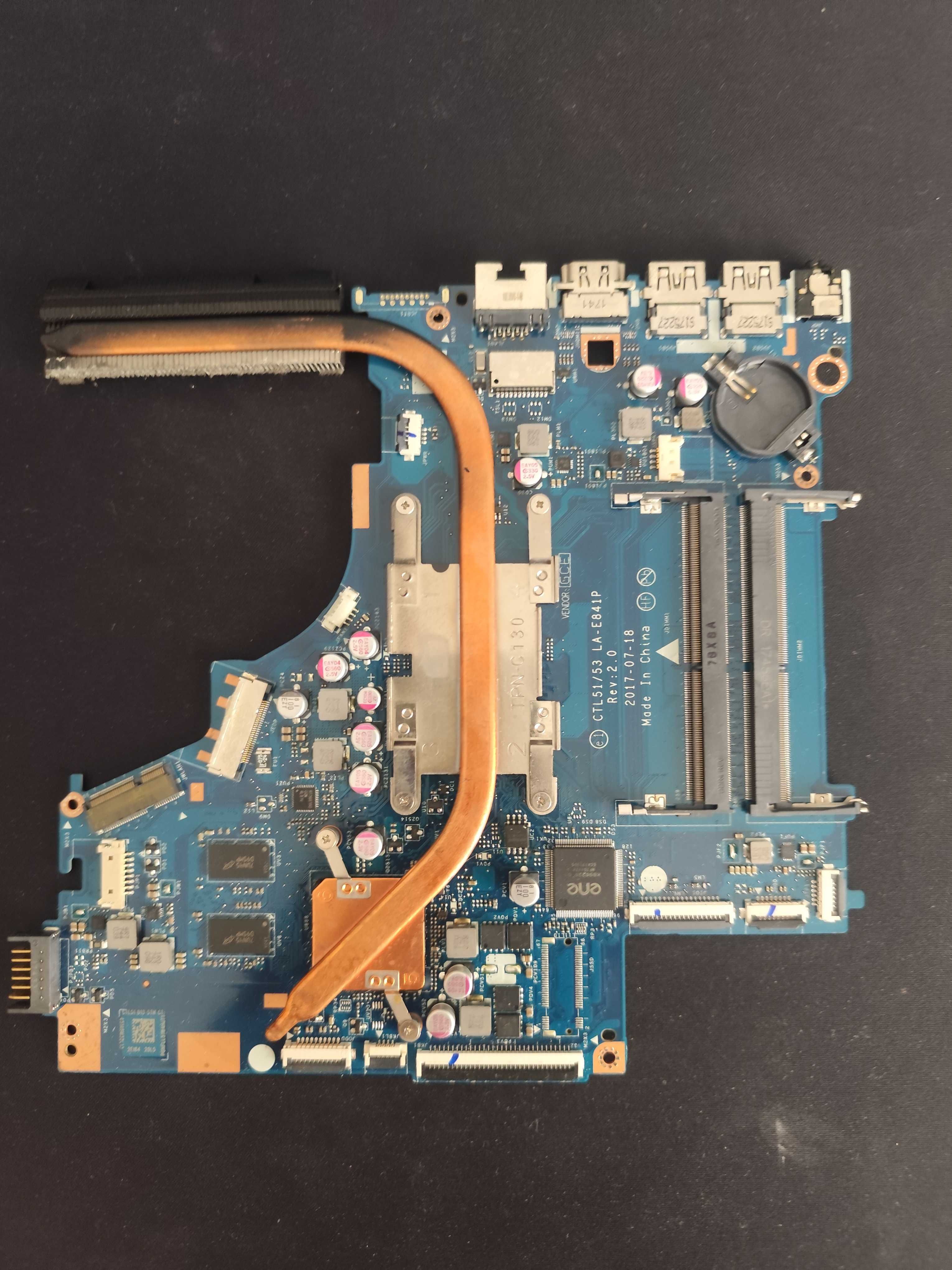 HP  15 bw015np - para peças (motherboard avariada)