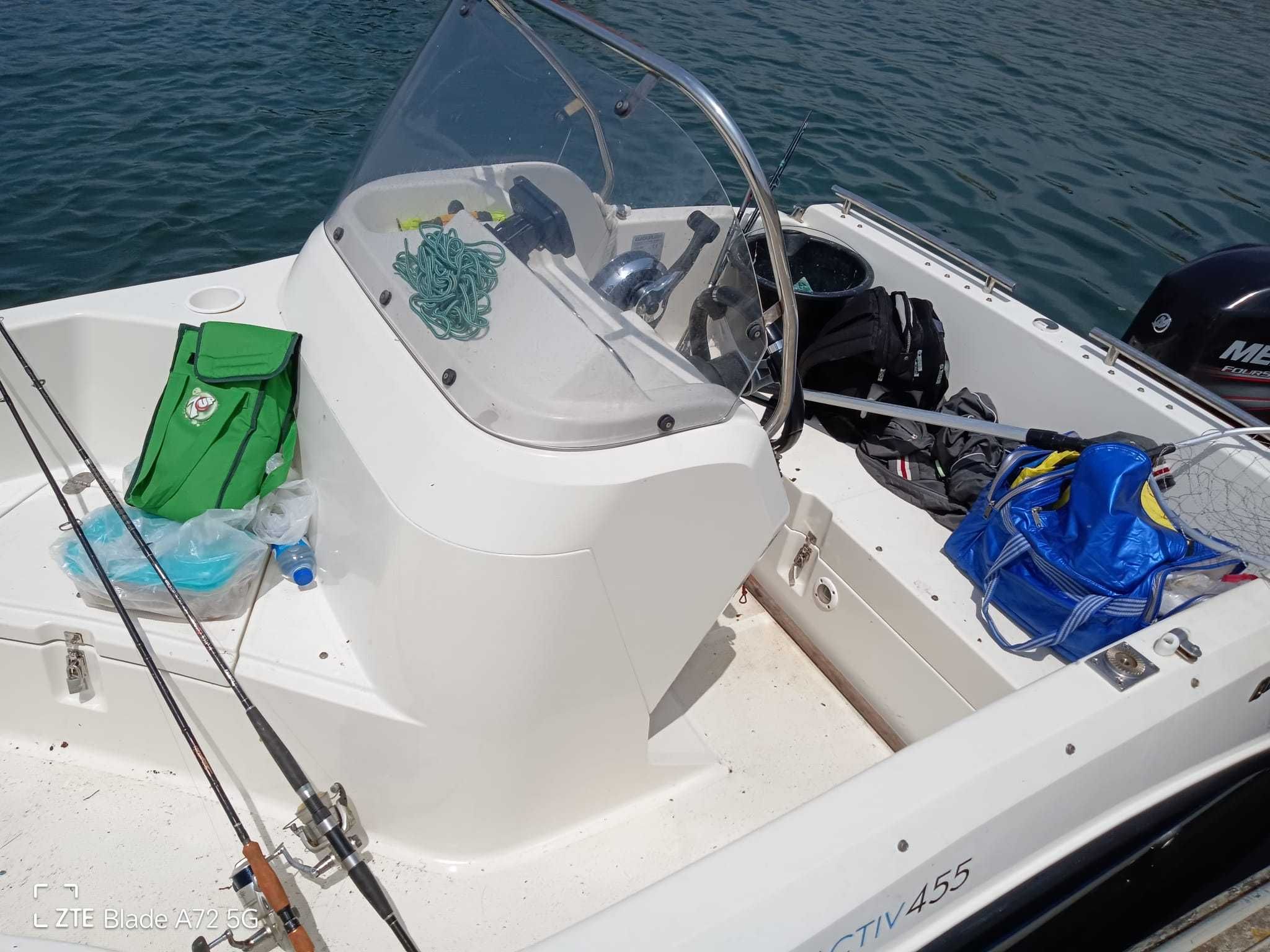 Barco Quicksilver 455 Activ Open com Mercury de 50hp a 4t