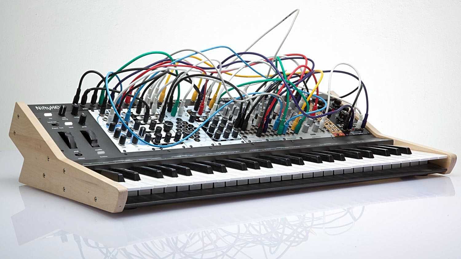 Cre8audio NiftyKEYZ Teclado Synth Polifónico para Eurorack Modular